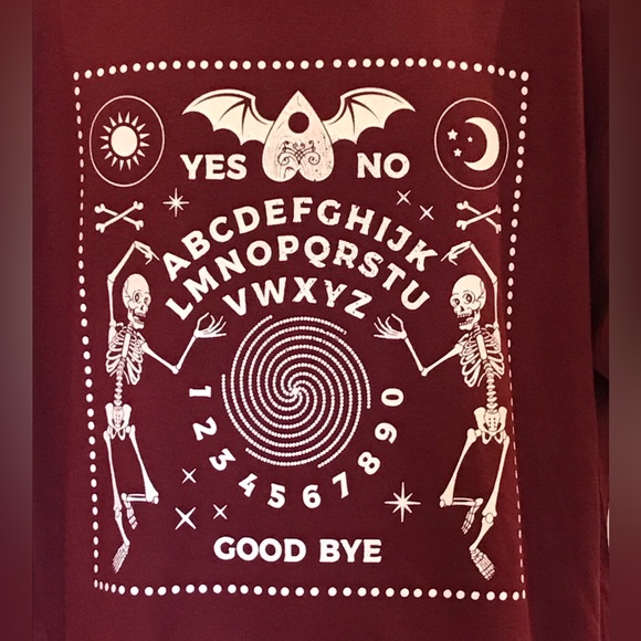 Ouija board short sleeve maroon T-shirt.  UNISEX NWOT. Size XL - Picture 3 of 5